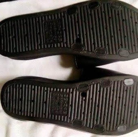 Ladies Slide Slippers. - Picture 4 of 5